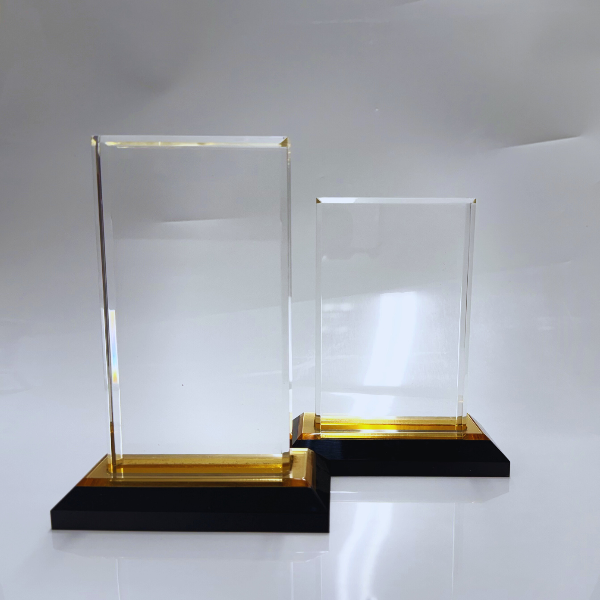 Placa Acrilico dorada