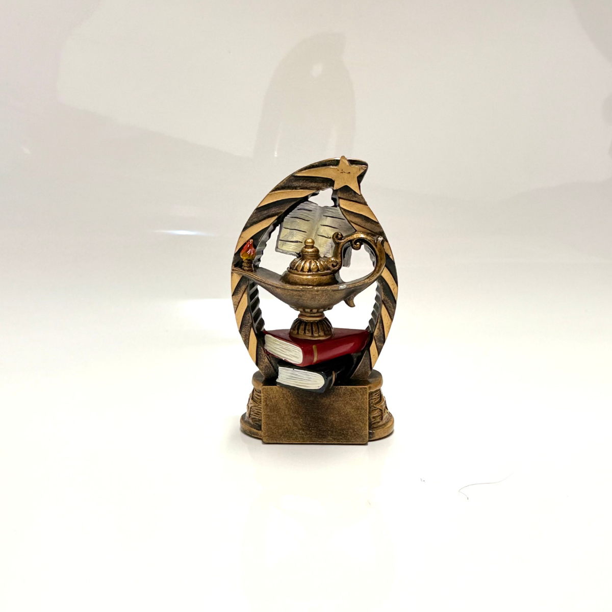 Trofeo Lampara y Libro